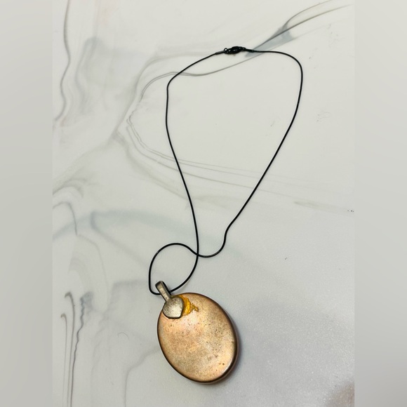 Cameo Necklace ♥️ - Picture 2 of 3